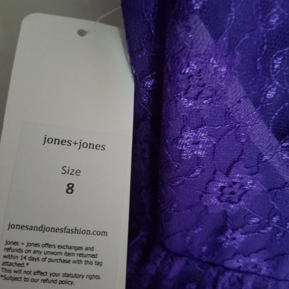 Dress - Picture 5 of 5